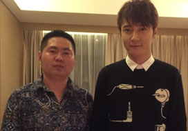 广州彩神vii与明星合影